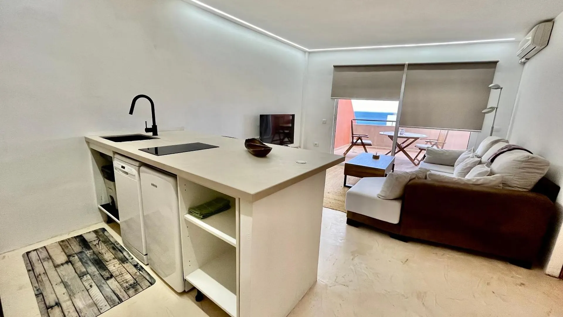 Apartment Apartamento El Cano Radazul